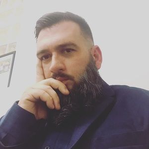 Meet your Posher, Travis